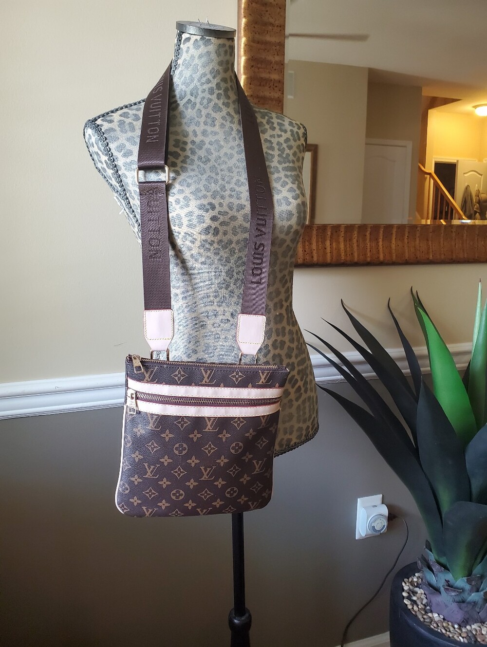 Cross Body Bag